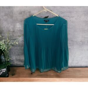 NWT Max Edition Boho Flowy Pleated Blouse Size L Emerald Green Sheer Sleeve